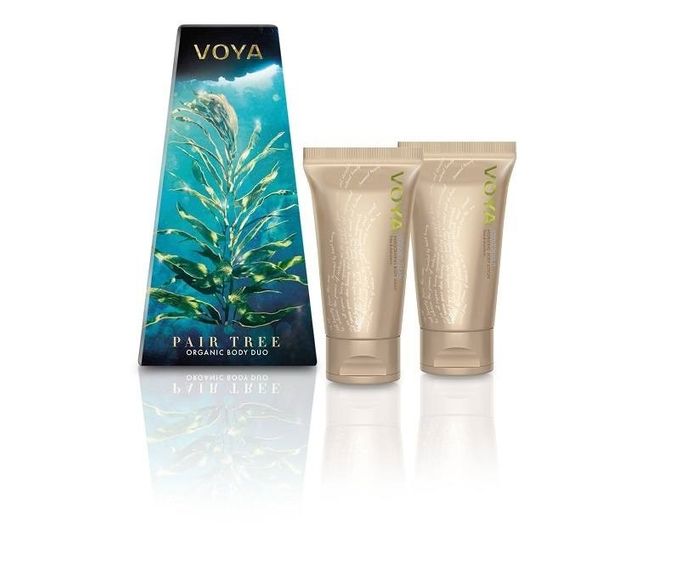 PAIR TREE - ORGANIC BODY CARE DUO €20The ultimate stocking filler to introduce a loved one to the VOYA brand and seaweed infused skincare goodness. Pair Tree contains a certified organic duo of our best-selling Squeaky Clean body wash and Softly Does It Body lotion. Both products are in convenient 75ml travel sizes, so looking and feeling good on the go has never been easier.

Squeaky Clean Body Wash (75ml) & Softly Does It Body Moisturiser (75ml)